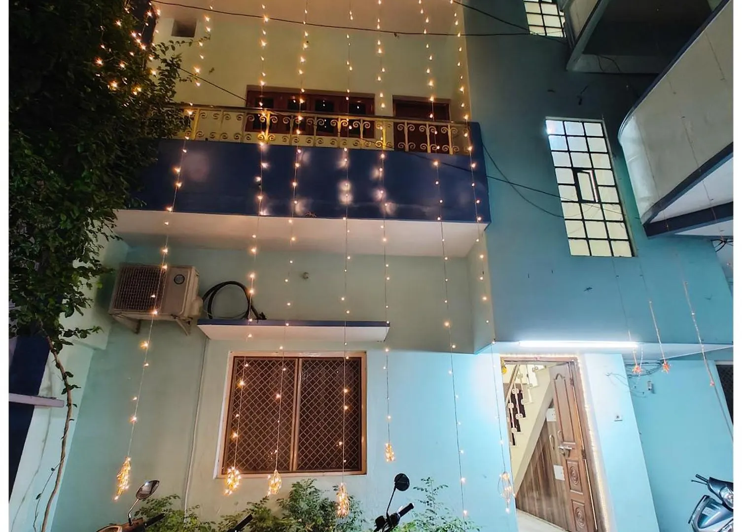 Varanasi Hotel 