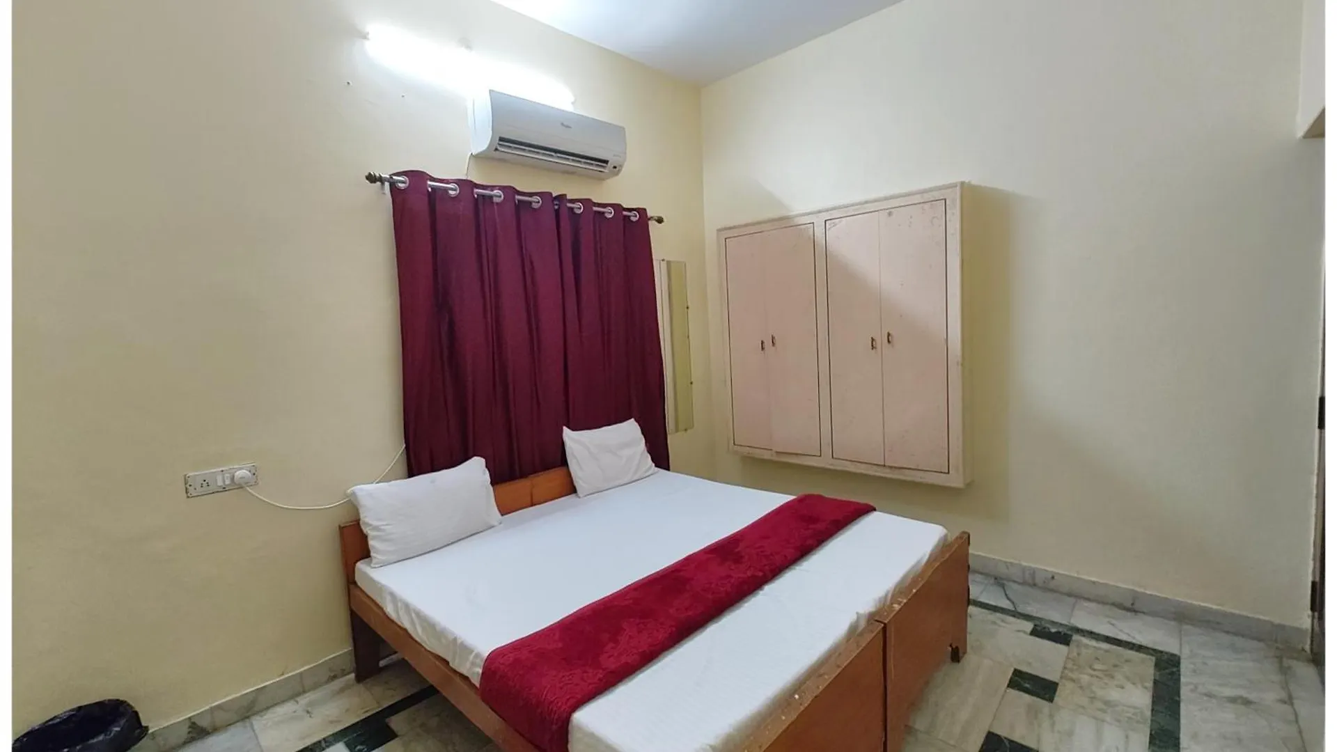 Varanasi Hotel 